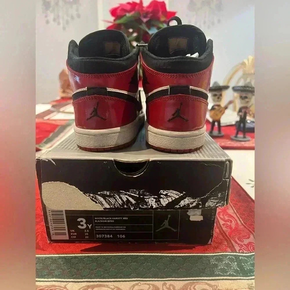 Jordan 1 Retro (PS) size 3 - Picture 3 of 9